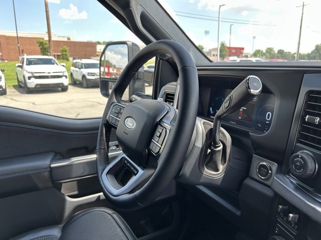 New 2025 Ford F250 Platinum image 37