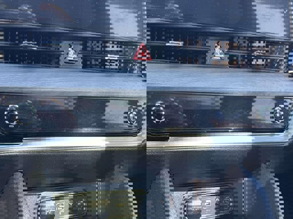 Certified 2025 Kia Sportage X-Line w/ Premium Package image 23