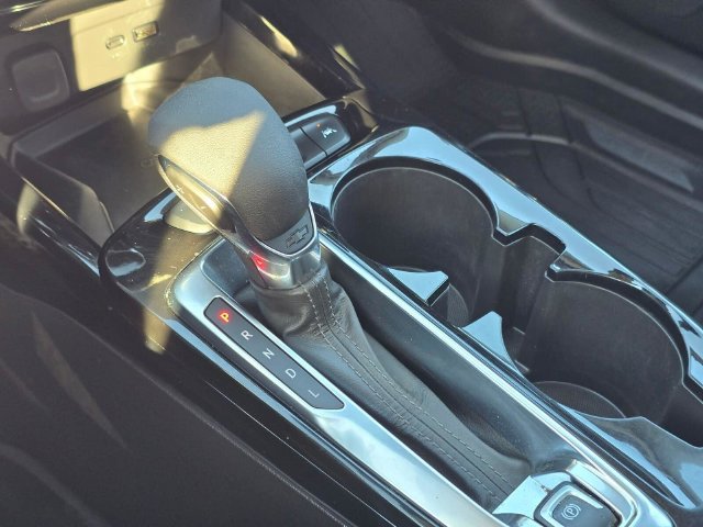 Used 2024 Chevrolet Trax LT w/ Sunroof Package FWD image 35