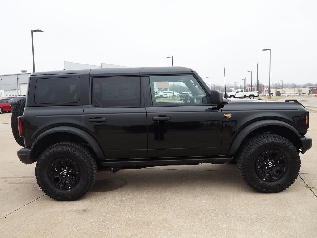 New 2025 Ford Bronco Badlands w/ Sasquatch Package image 4