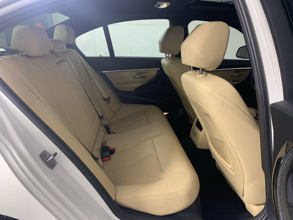 Used 2018 BMW 330i Sedan RWD image 37