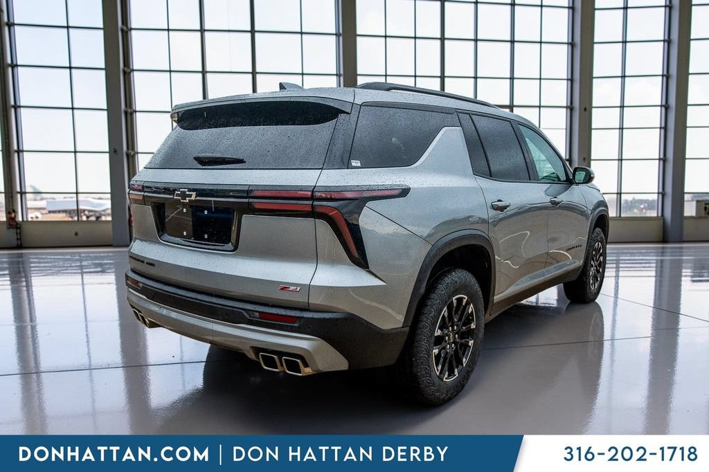 Used 2025 Chevrolet Traverse Z71 AWD/4WD image 33