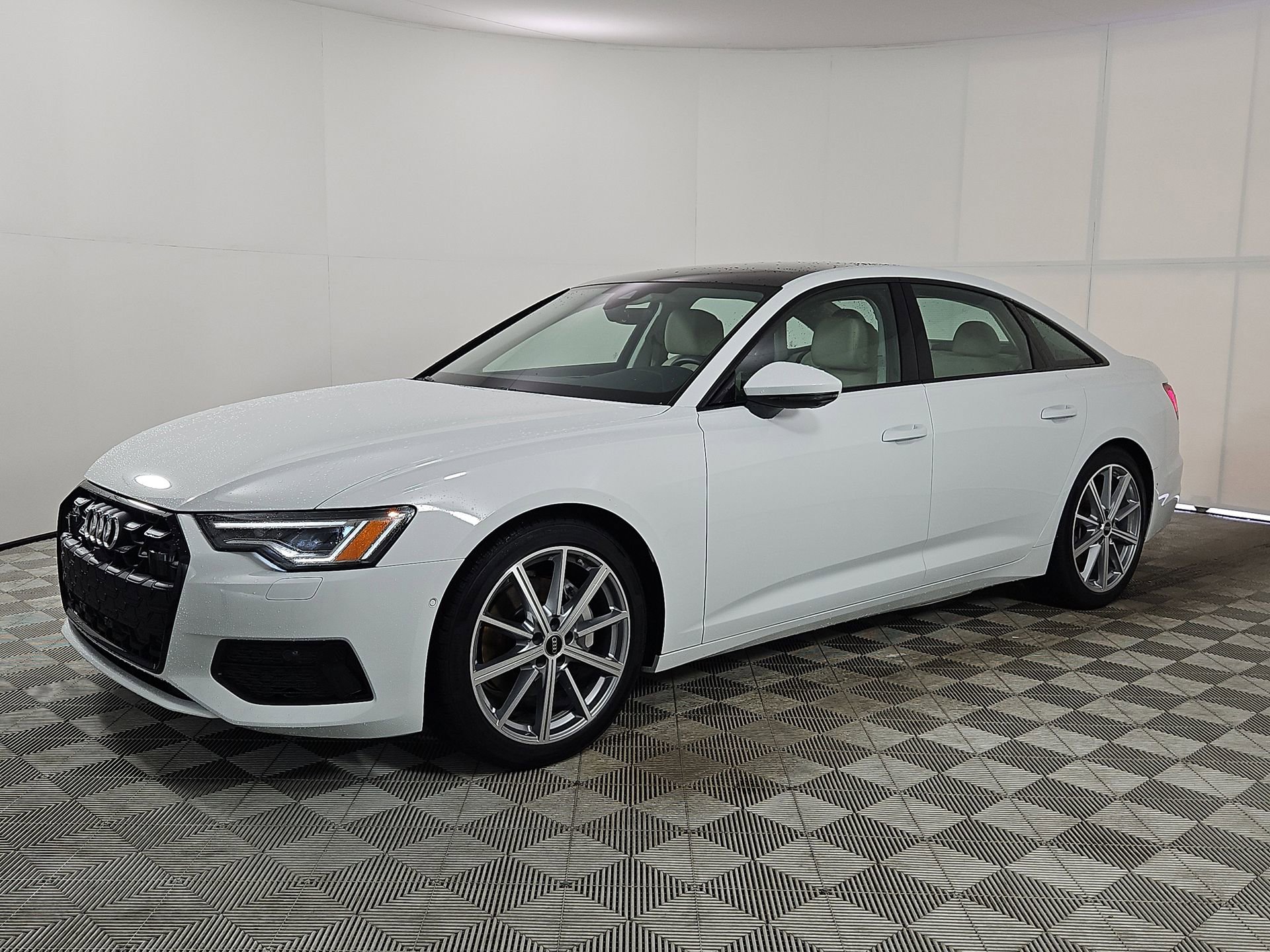 Certified 2025 Audi A6 Premium Plus w/ Premium Plus Package image 3