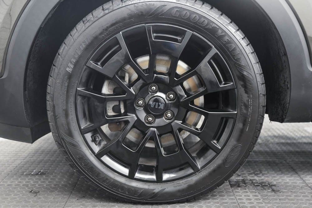 Used 2021 Kia Telluride SX w/ SX Prestige Package image 10