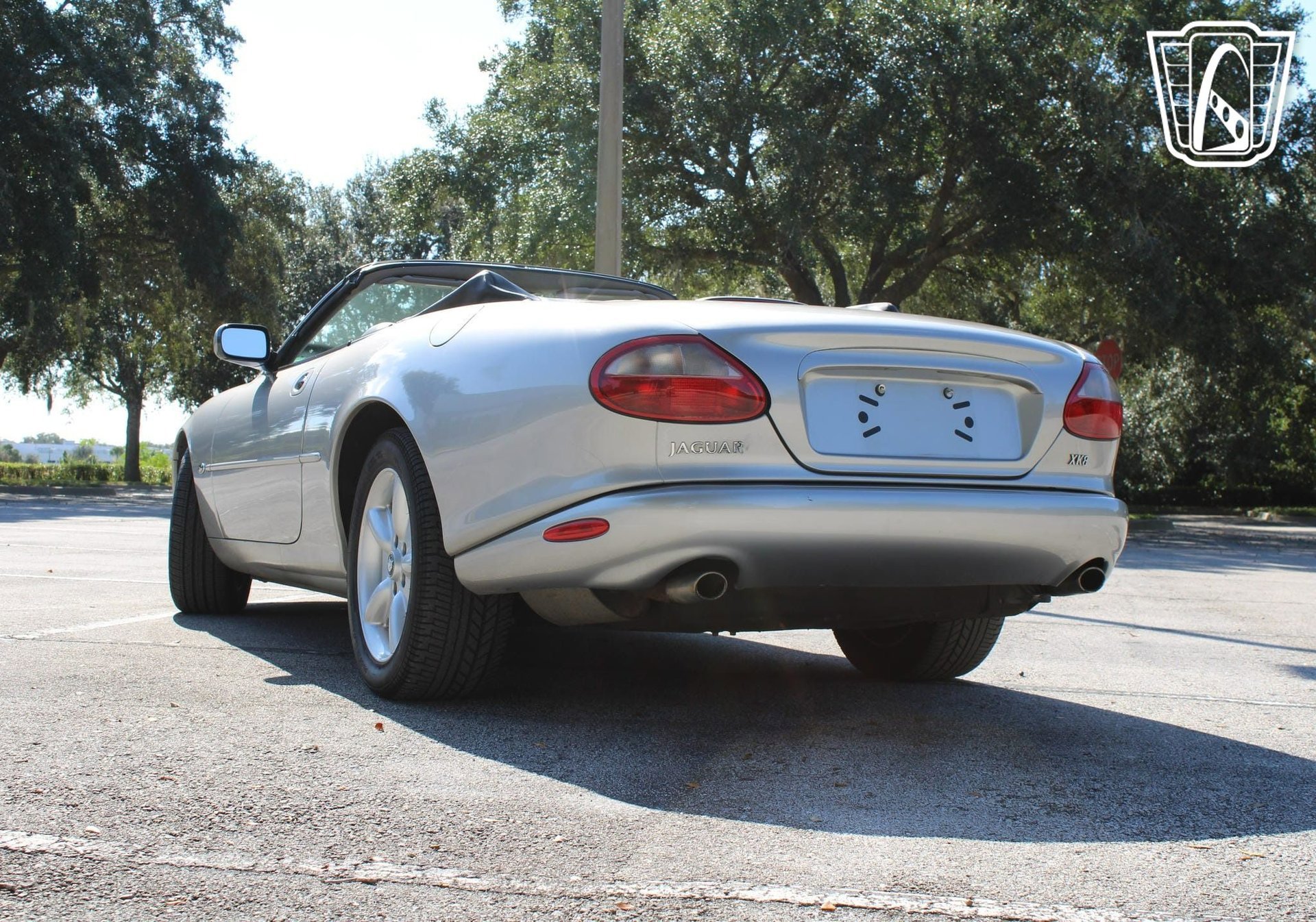 Used 1999 Jaguar XK8 Convertible image 6