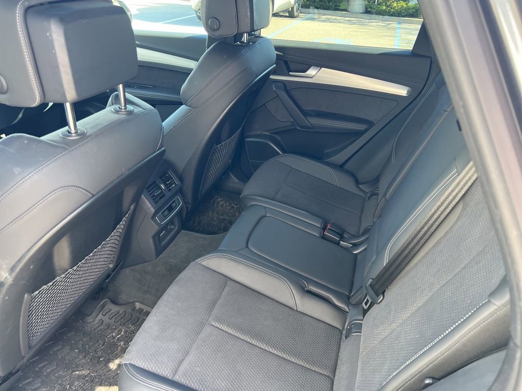 Used 2024 Audi Q5 e Premium Plus AWD/4WD image 60