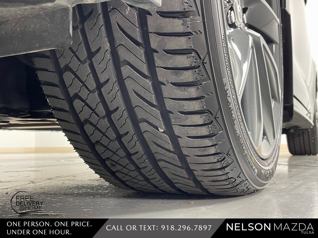 Used 2024 Toyota Corolla SE image 10