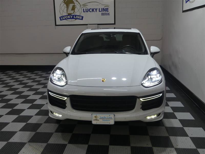 Used 2016 Porsche Cayenne GTS AWD/4WD image 3