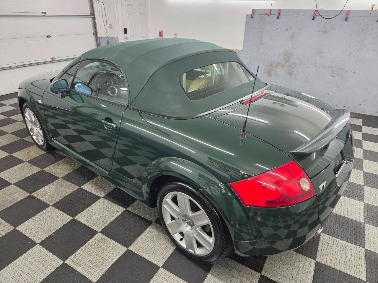 Used 2003 Audi TT 1.8T FWD image 19