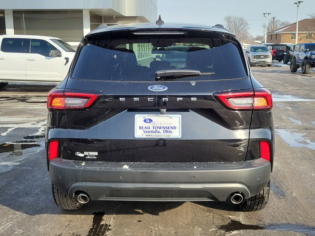 Certified 2025 Ford Escape ST-Line w/ Tech Pack #1 image 5