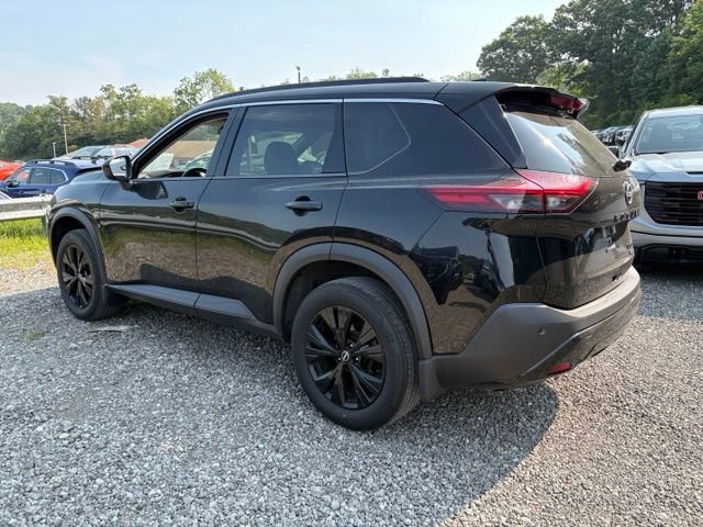 Certified 2023 Nissan Rogue SV w/ SV Premium B Package AWD/4WD image 3