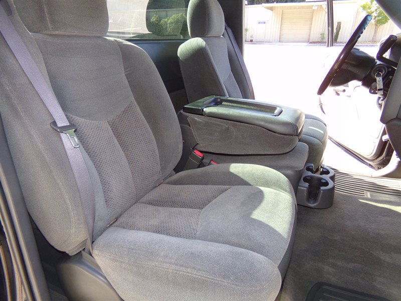 Used 2003 Chevrolet Silverado 1500 LS w/ Suspension Package, Off-Road AWD/4WD image 23