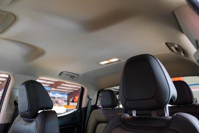 Used 2018 GMC Canyon All Terrain w/ Trailering Package image 27