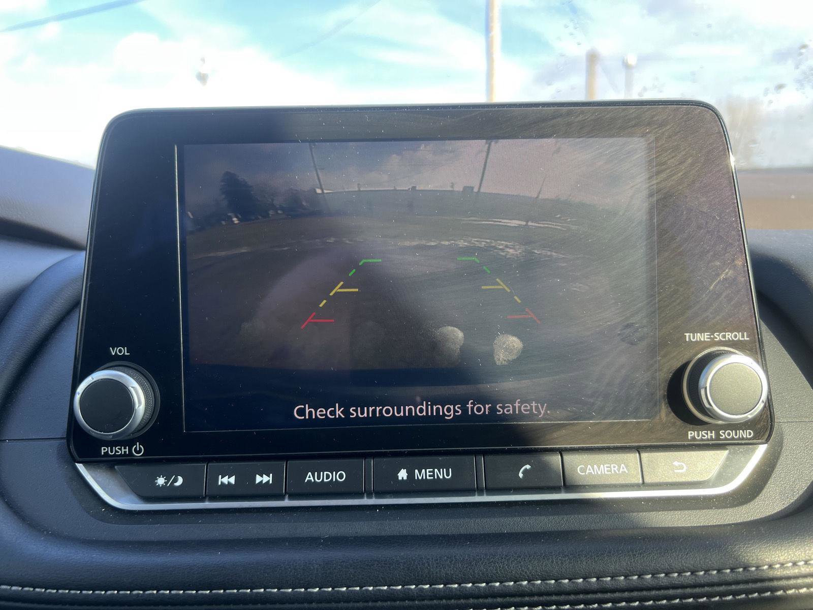 Used 2023 Nissan Rogue S image 20