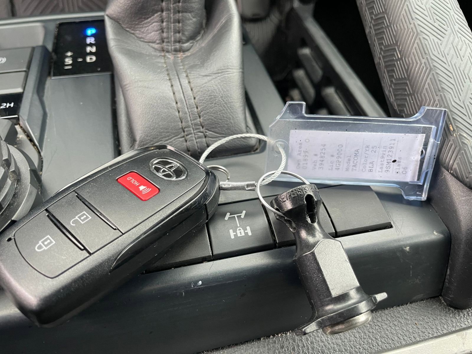 Used 2025 Toyota Tacoma TRD Off-Road image 22