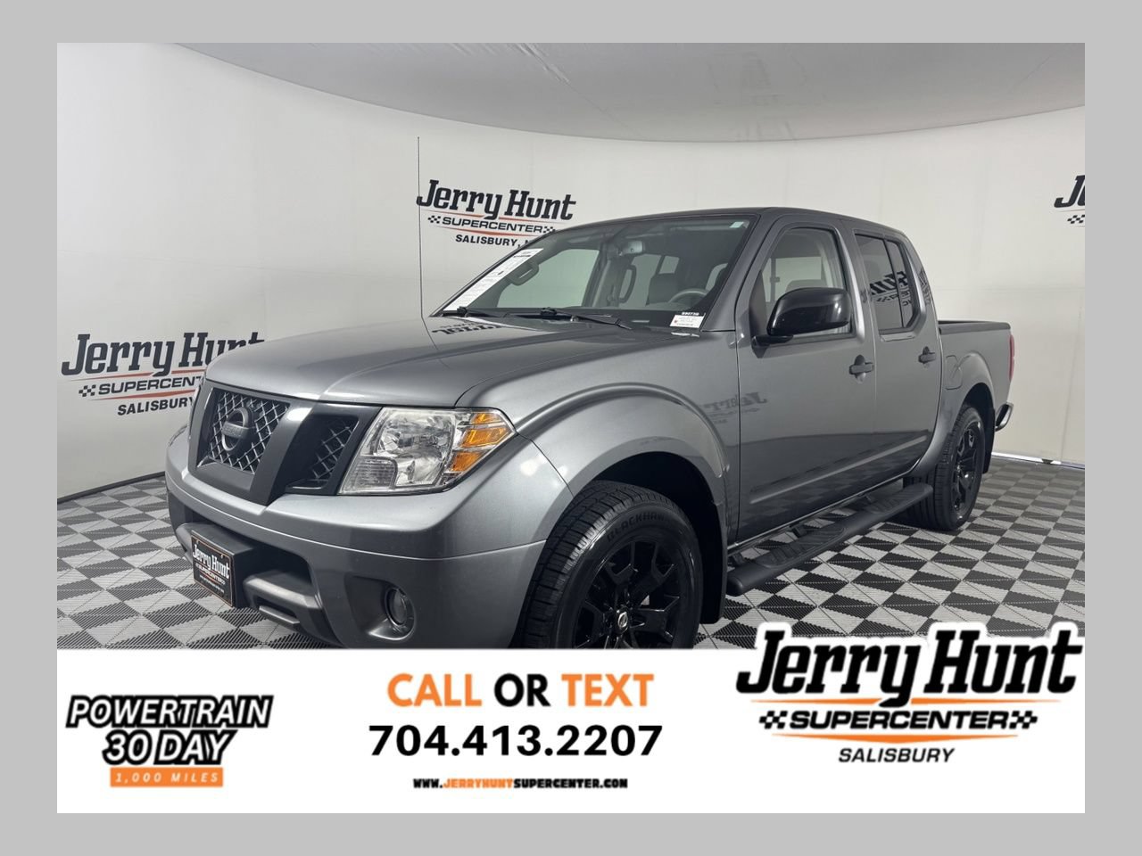Used 2021 Nissan Frontier SV w/ Midnight Edition Floor Mats AWD/4WD image 1