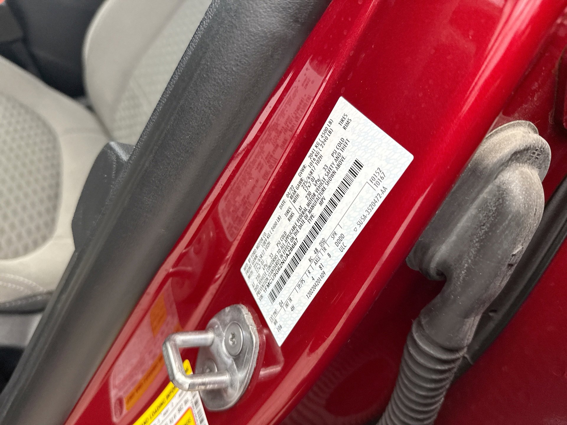 Used 2022 Ford Escape SE w/ Cold Weather Package image 19