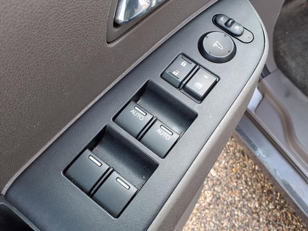 Used 2014 Honda Odyssey Touring image 16