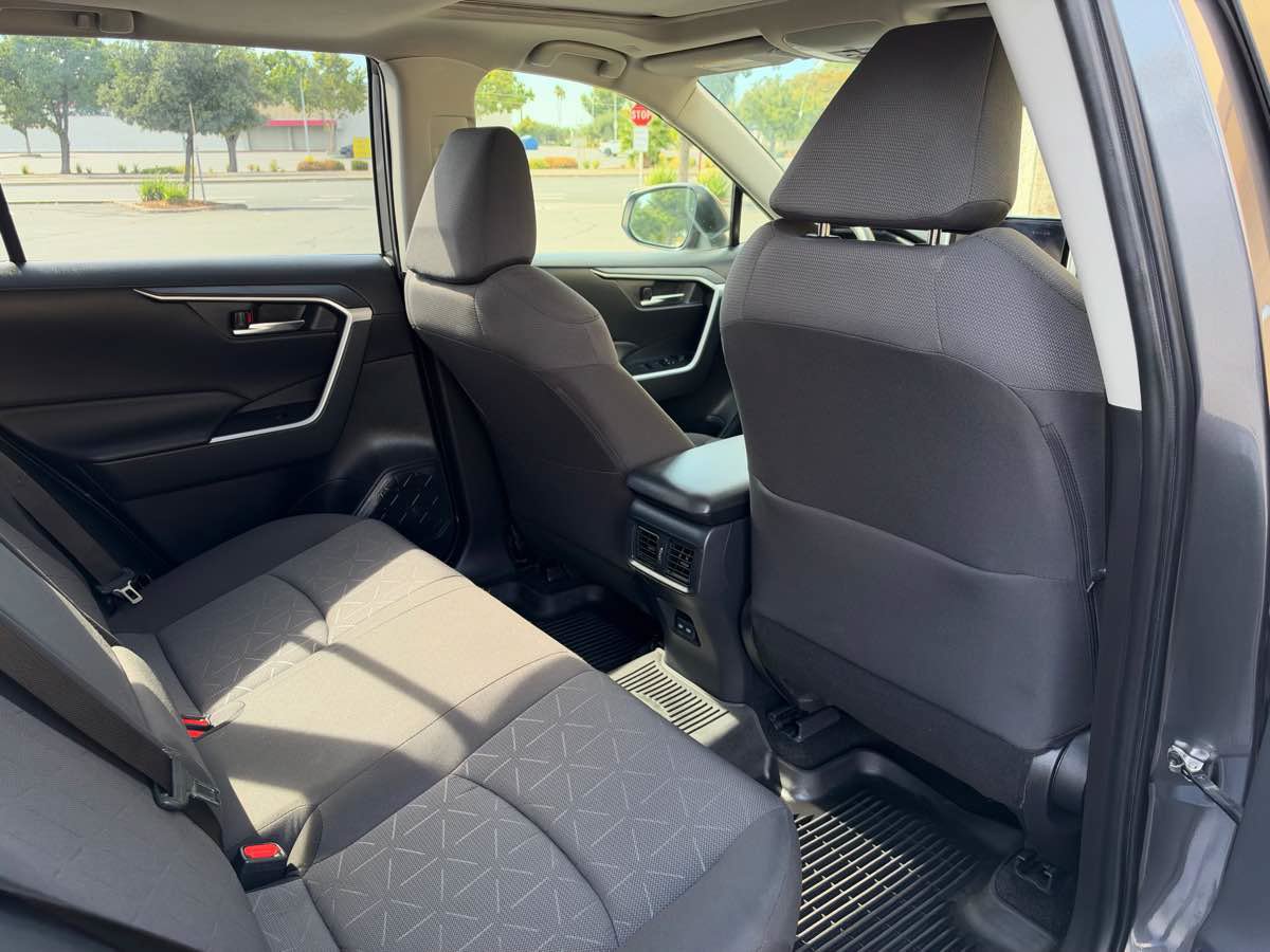 Used 2023 Toyota RAV4 XLE w/ Convenience Package AWD/4WD image 22