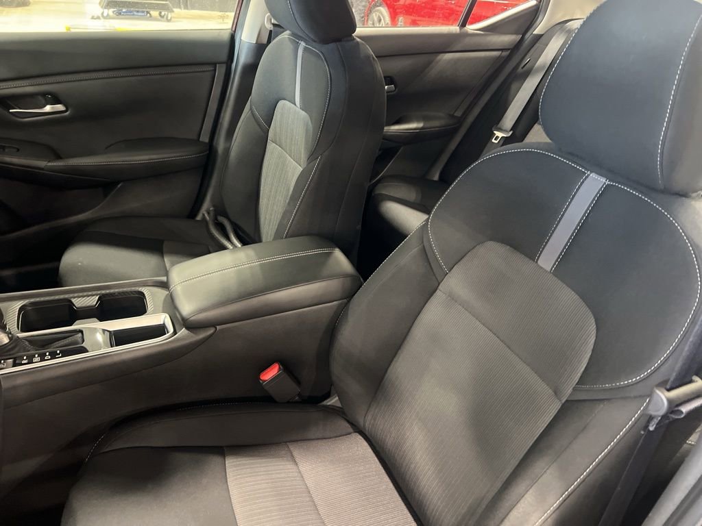 Used 2023 Nissan Sentra SV w/ All-Weather Package image 5
