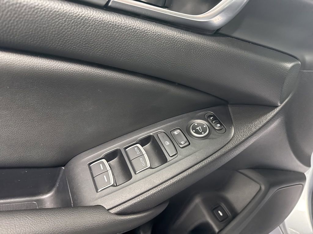 Used 2019 Honda Accord EX image 25