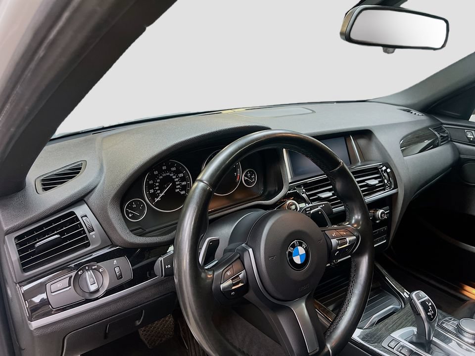 Used 2018 BMW X4 xDrive28i AWD/4WD image 4