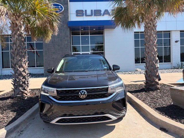 Used 2023 Volkswagen Taos S FWD image 2