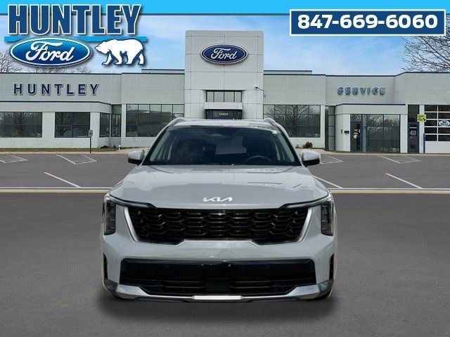 Used 2025 Kia Sorento S image 2