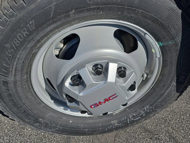 New 2025 GMC Sierra 3500 Pro w/ Convenience Package image 28