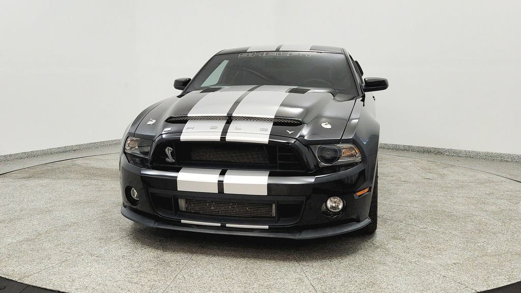 Used 2010 Ford Mustang Shelby GT500 RWD image 8