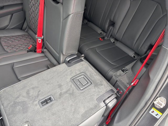 New 2026 Audi Q7 3.0T Prestige image 13