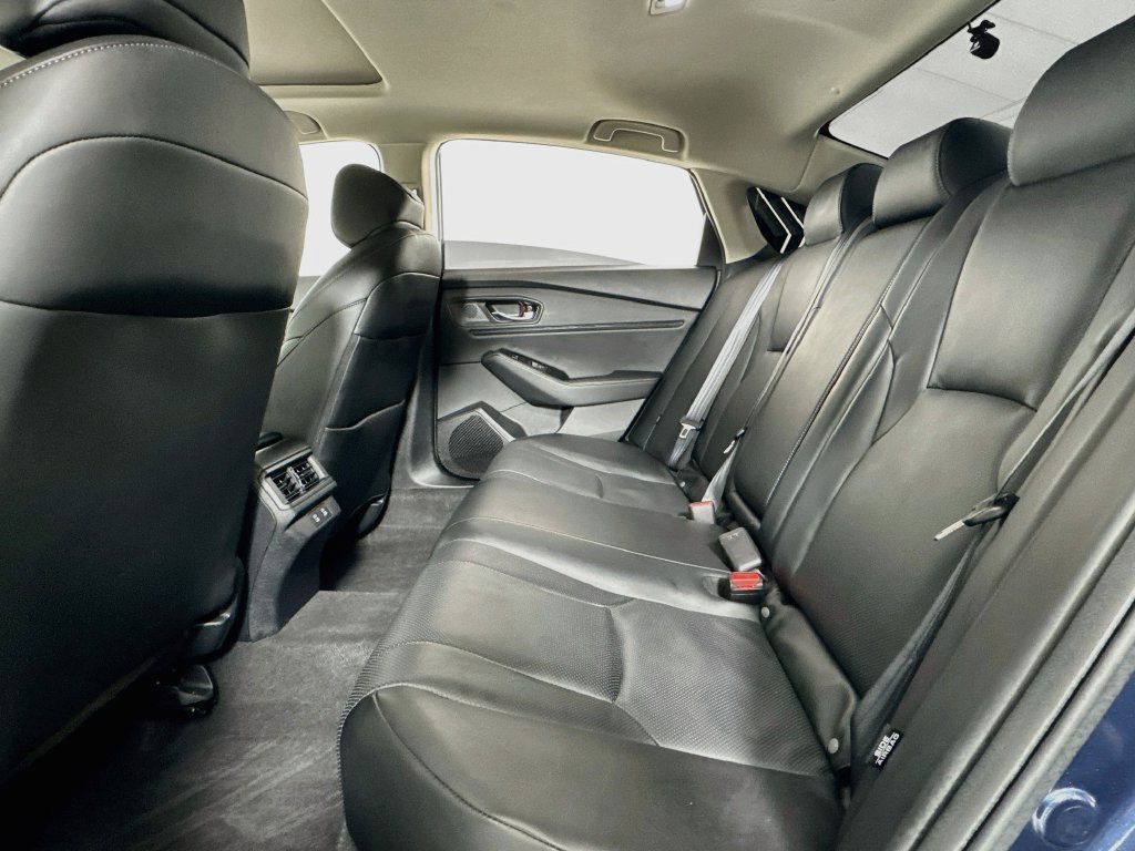 Used 2025 Honda Accord Touring image 12