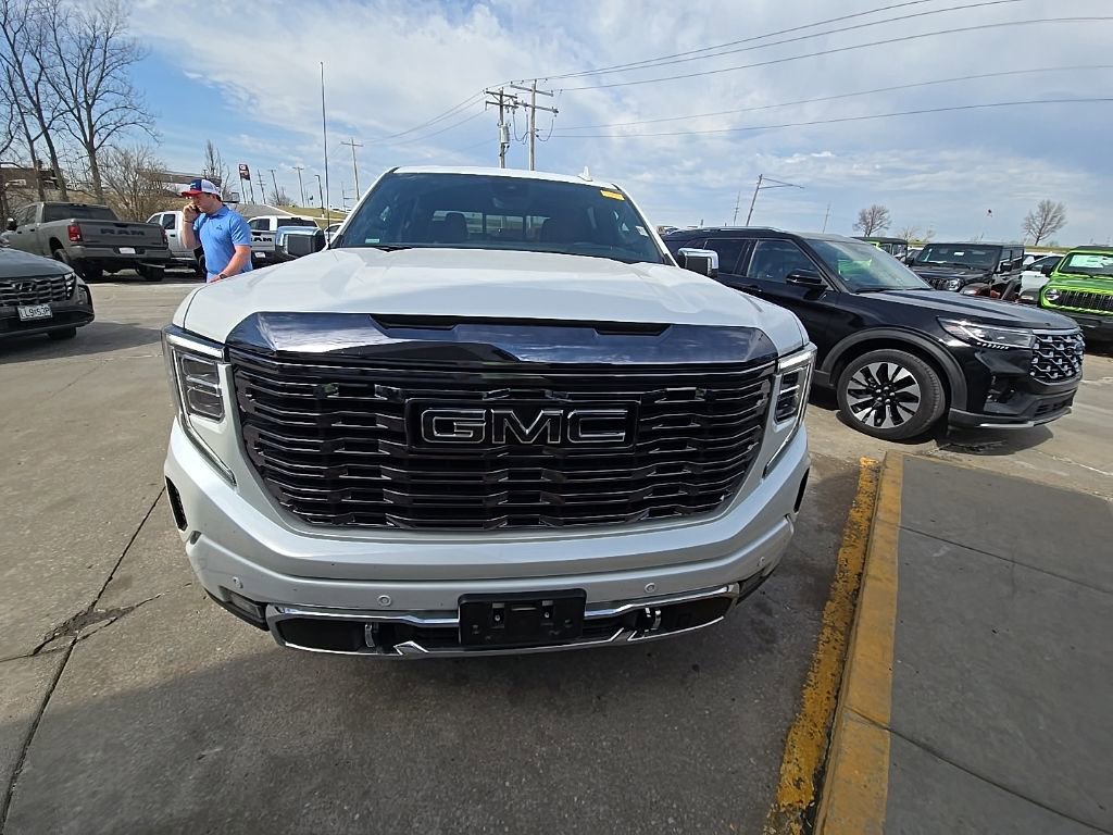Used 2024 GMC Sierra 1500 Denali Ultimate image 12