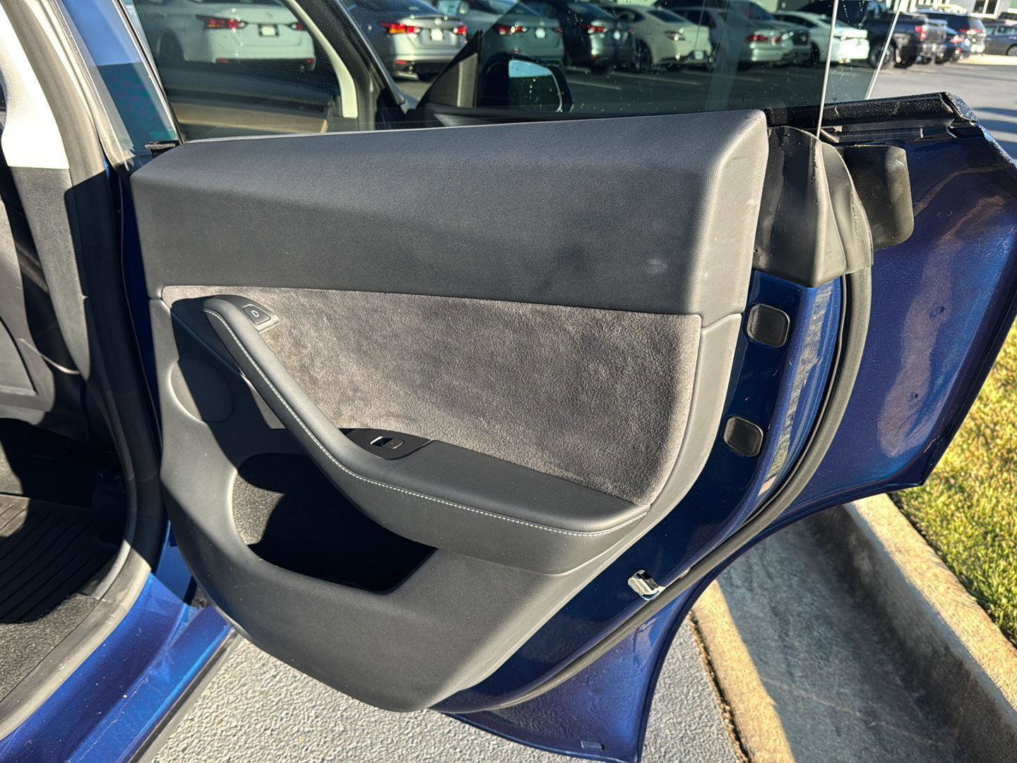 Used 2023 Tesla Model Y Long Range image 13