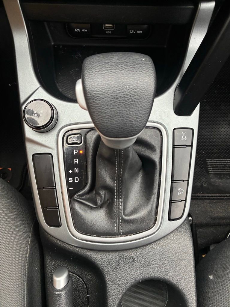 Used 2024 Kia Seltos LX image 32