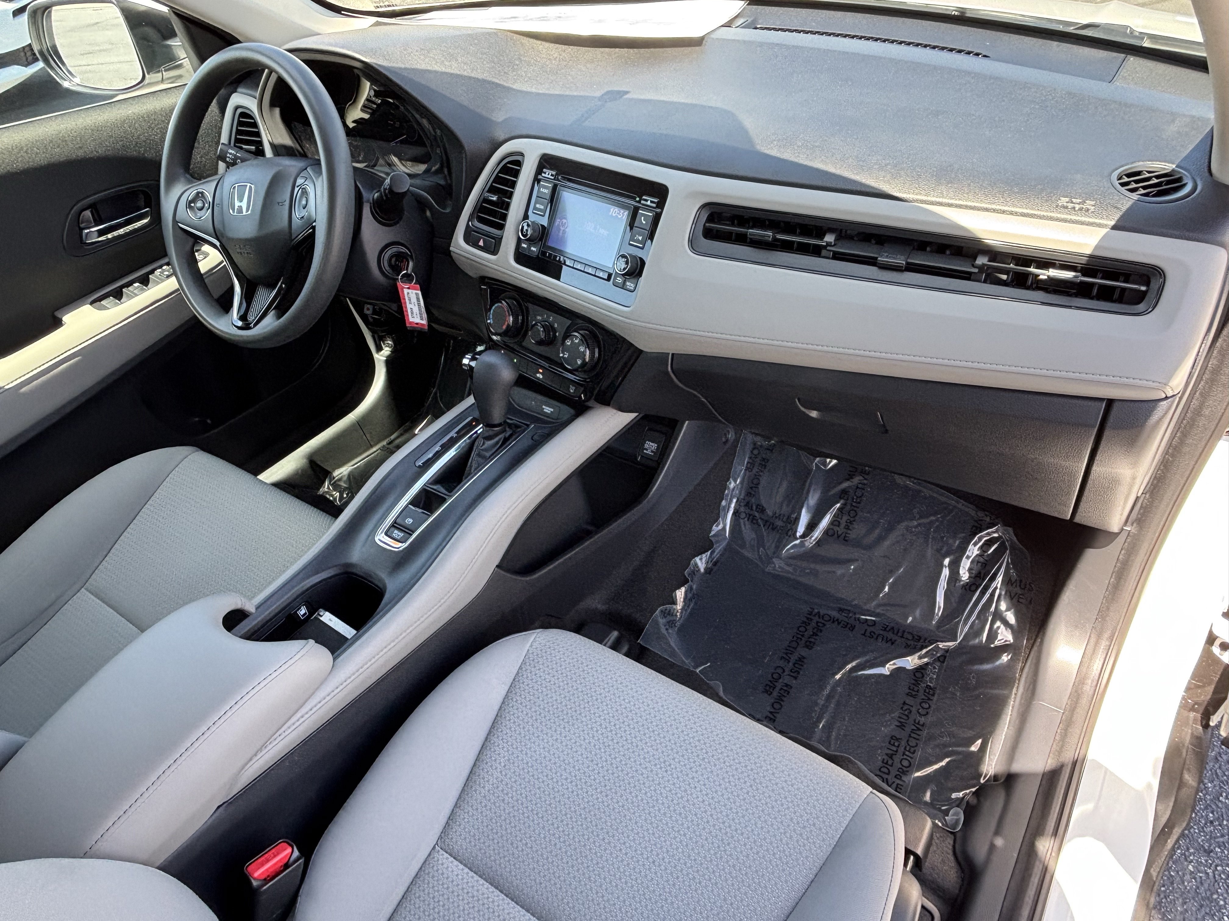 Used 2022 Honda HR-V LX image 8