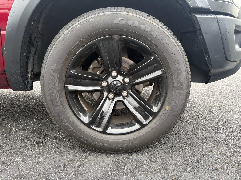 Used 2024 RAM 1500 Warlock AWD/4WD image 7