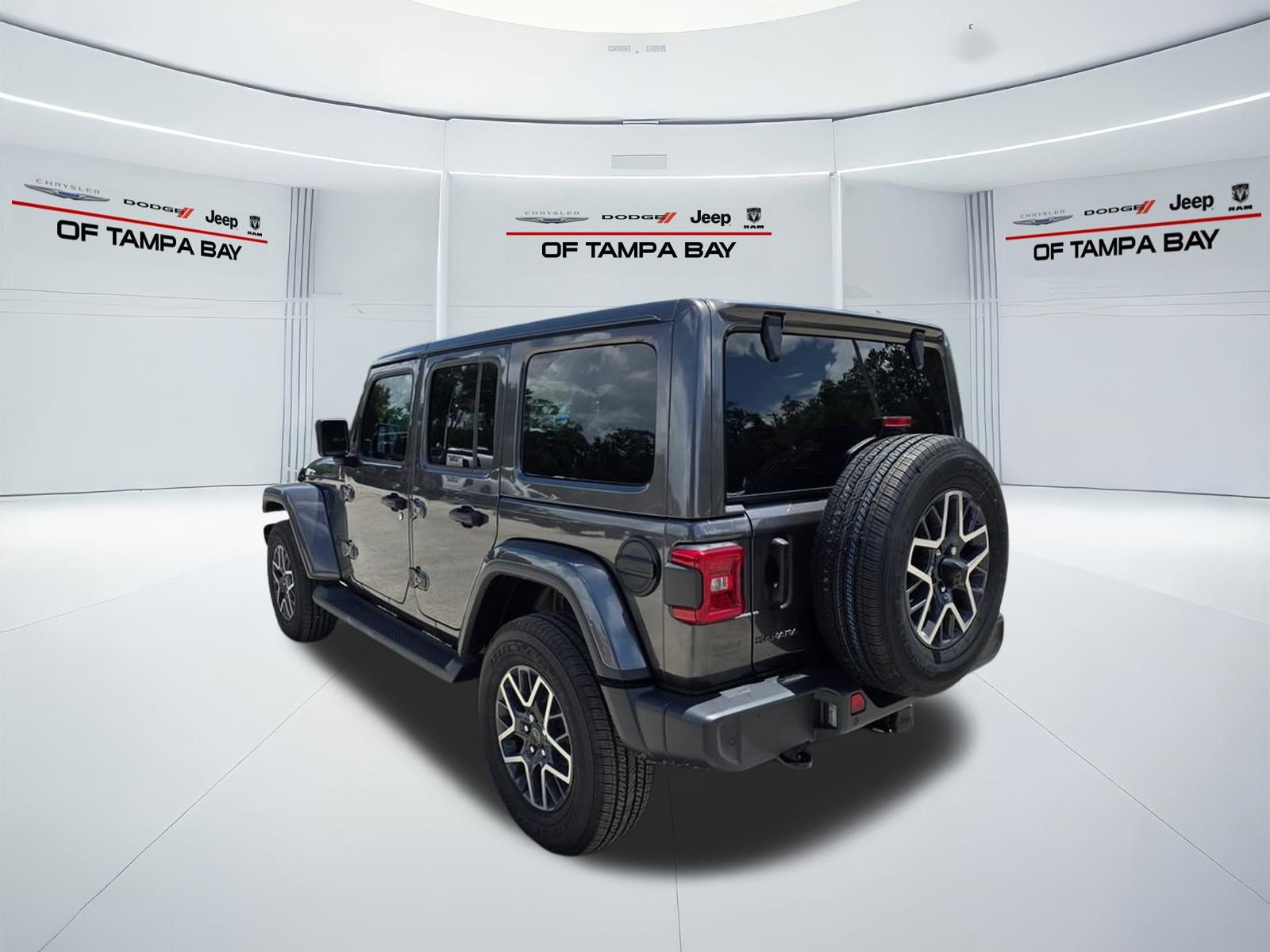 New 2026 Jeep Wrangler Unlimited Sahara AWD/4WD image 4
