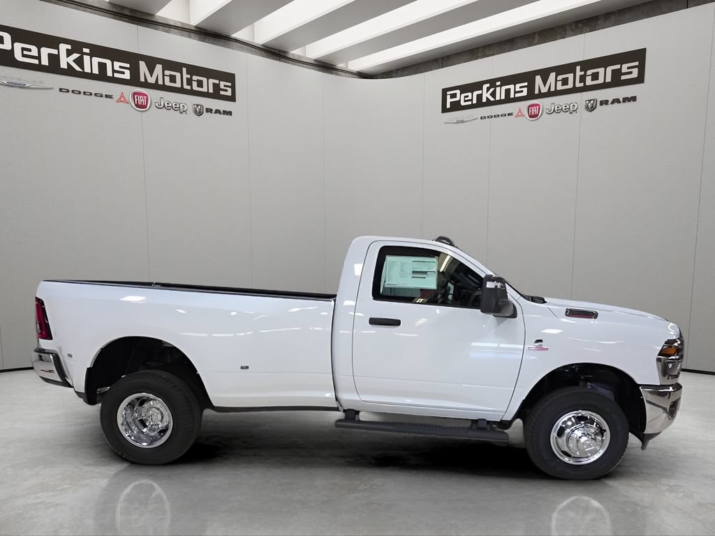 New 2026 RAM 3500 Tradesman AWD/4WD image 6