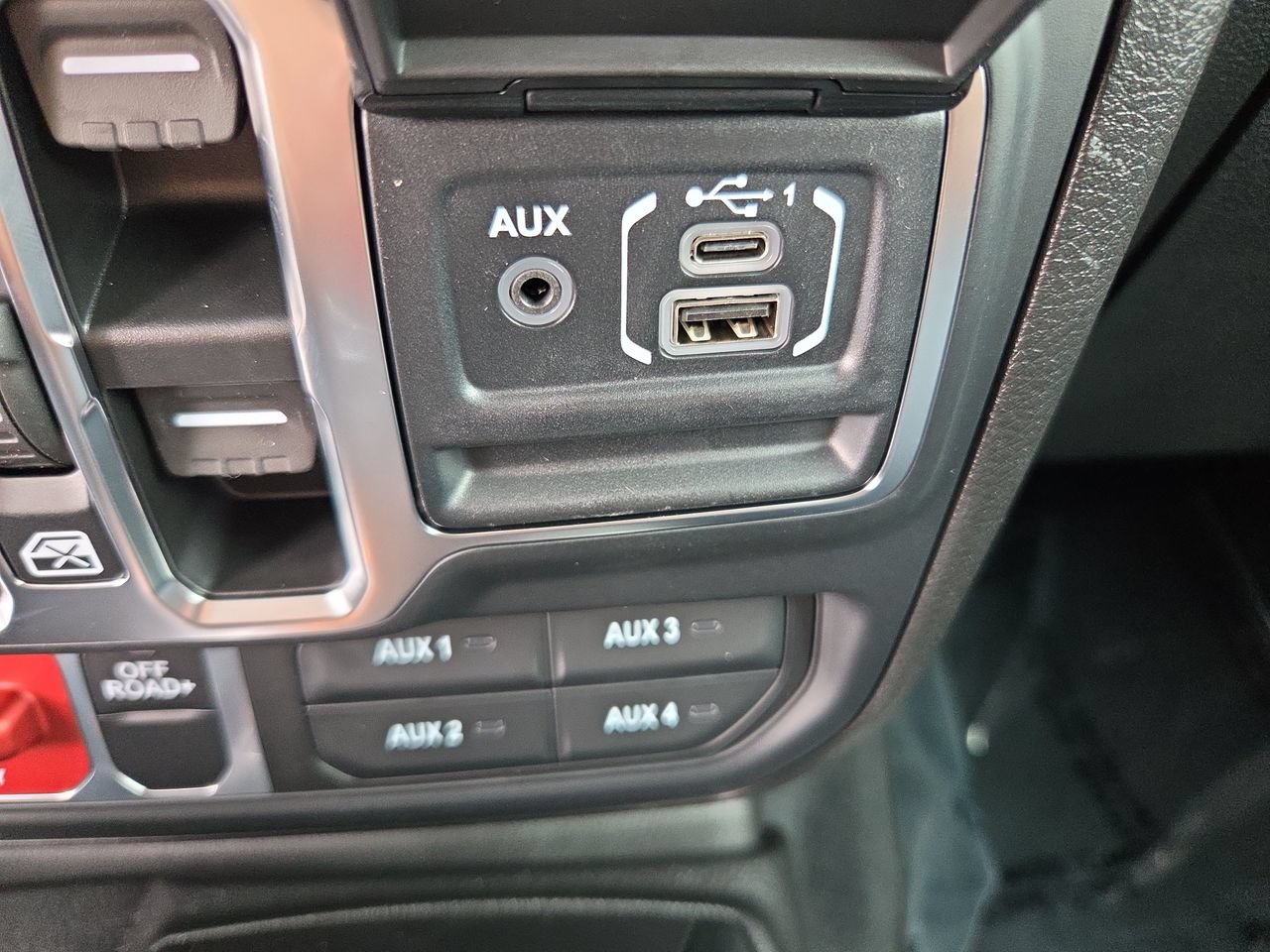 New 2026 Jeep Wrangler Unlimited Sport AWD/4WD image 10
