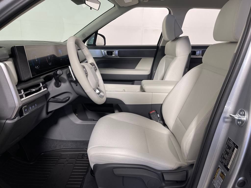 New 2026 Hyundai Santa Fe SE image 12