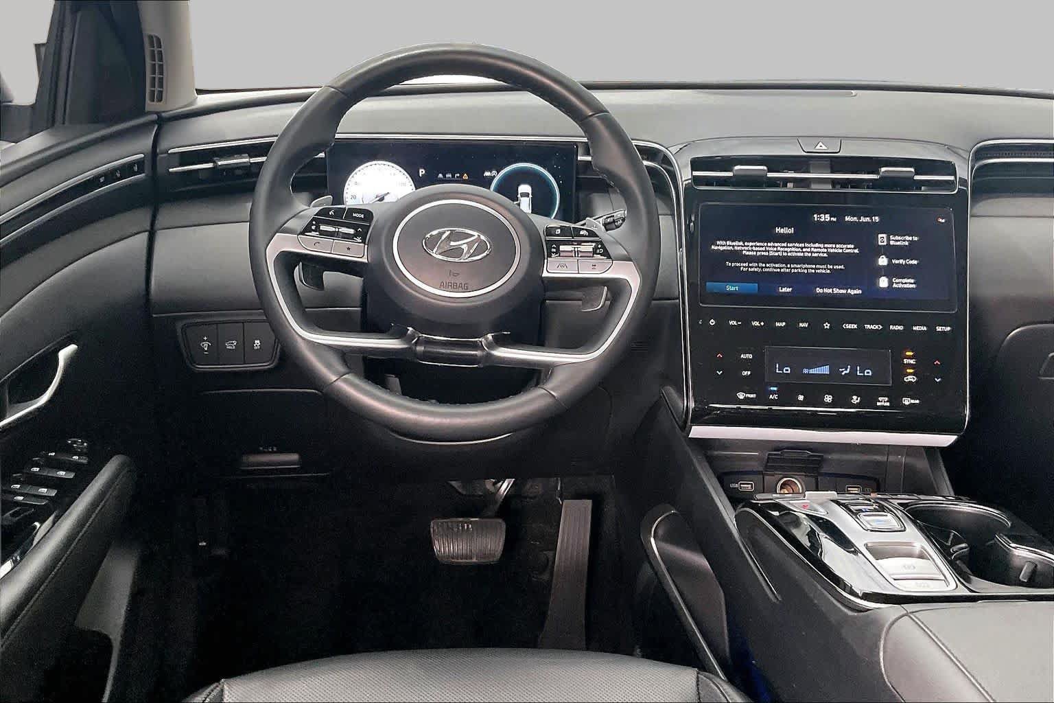 Certified 2023 Hyundai Tucson Limited AWD/4WD image 6