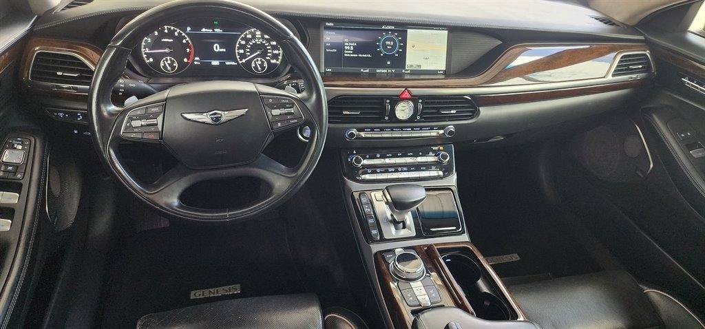 Used 2018 Genesis G90 5.0 Ultimate RWD image 23