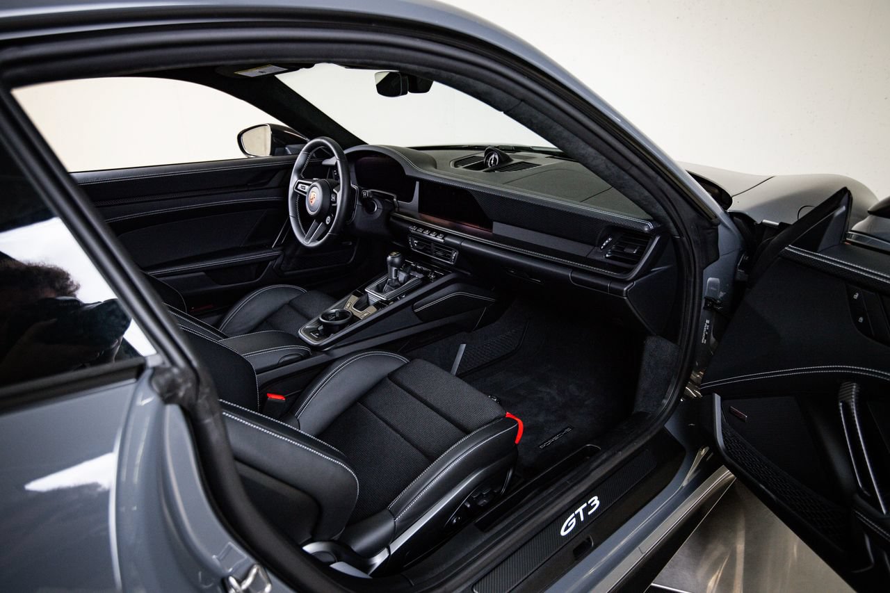 Certified 2026 Porsche 911 GT3 RWD image 28