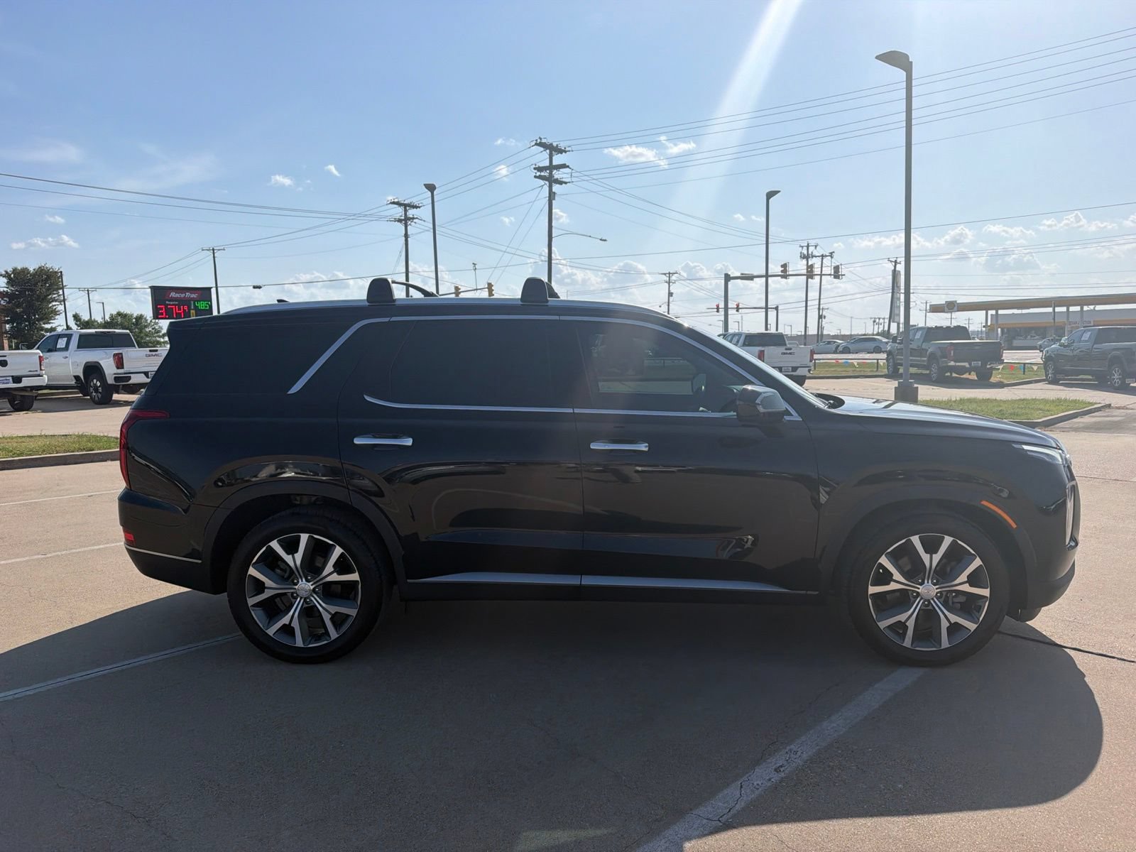 Used 2022 Hyundai Palisade SEL w/ 8P Bench Seat Package AWD/4WD image 4
