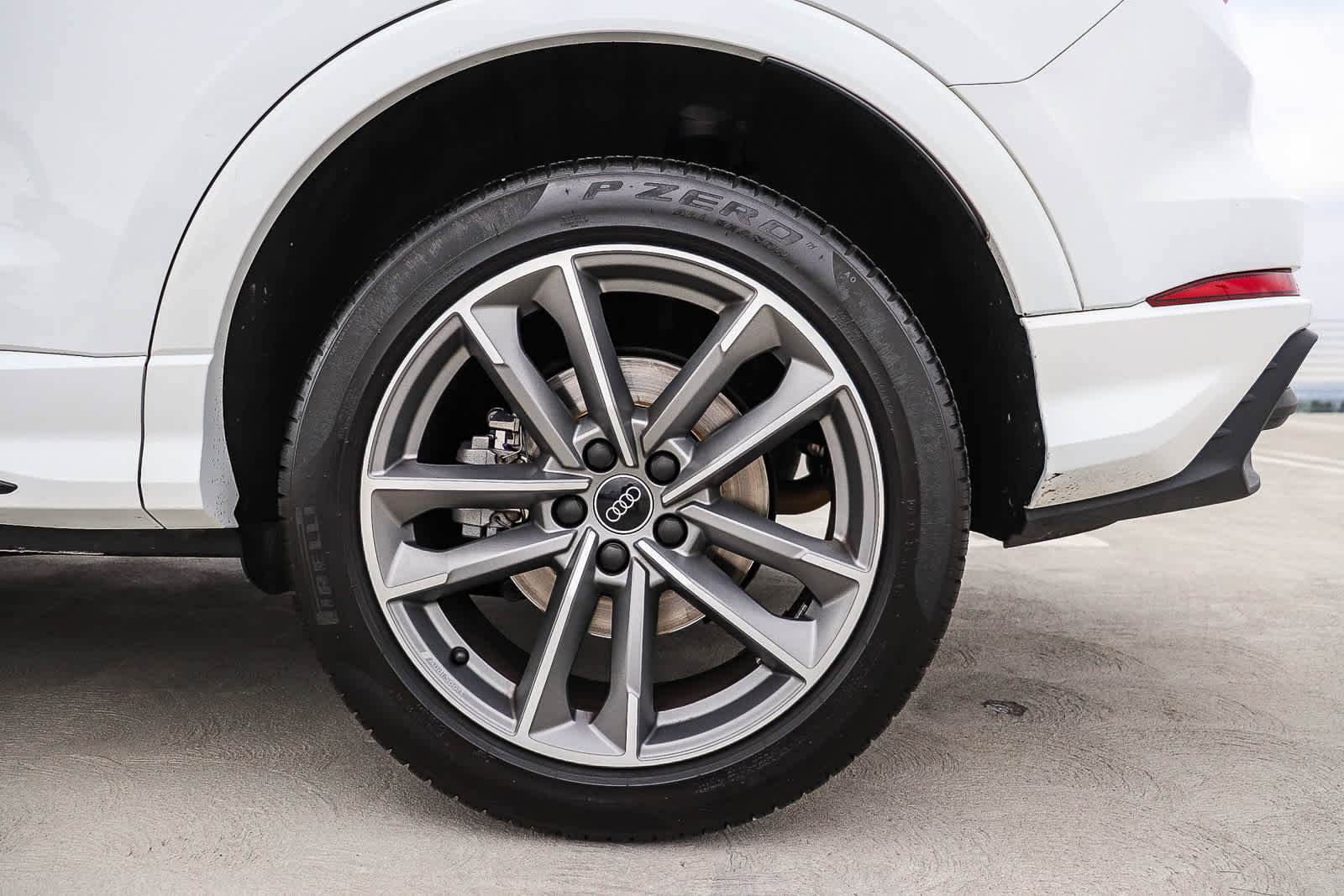 New 2023 Audi Q3 2.0T Premium w/ Black Optic Sport Package image 13