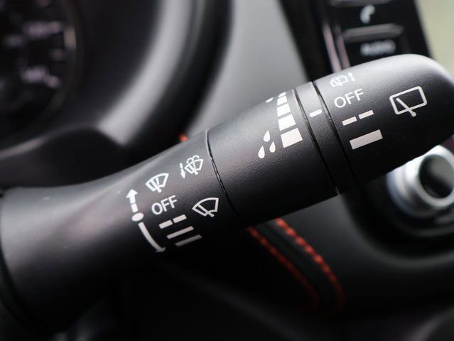 Used 2024 Nissan Kicks SR w/ SR Premium Package image 28