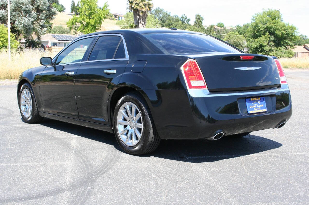 Used 2012 Chrysler 300 Limited image 6