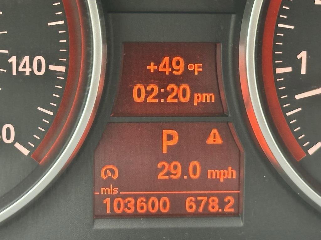 Used 2012 BMW 328i Convertible image 14