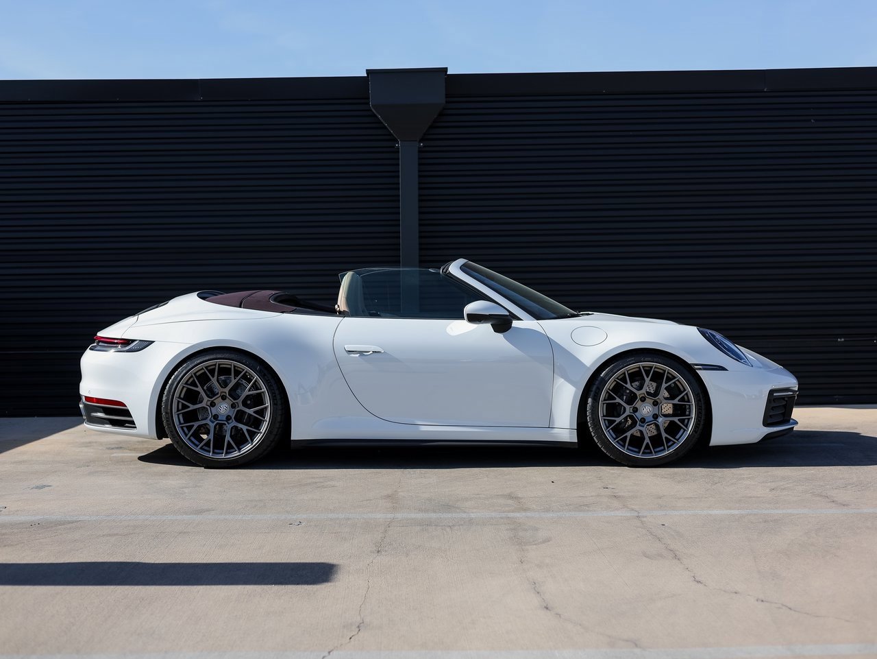 Certified 2022 Porsche 911 Carrera image 8